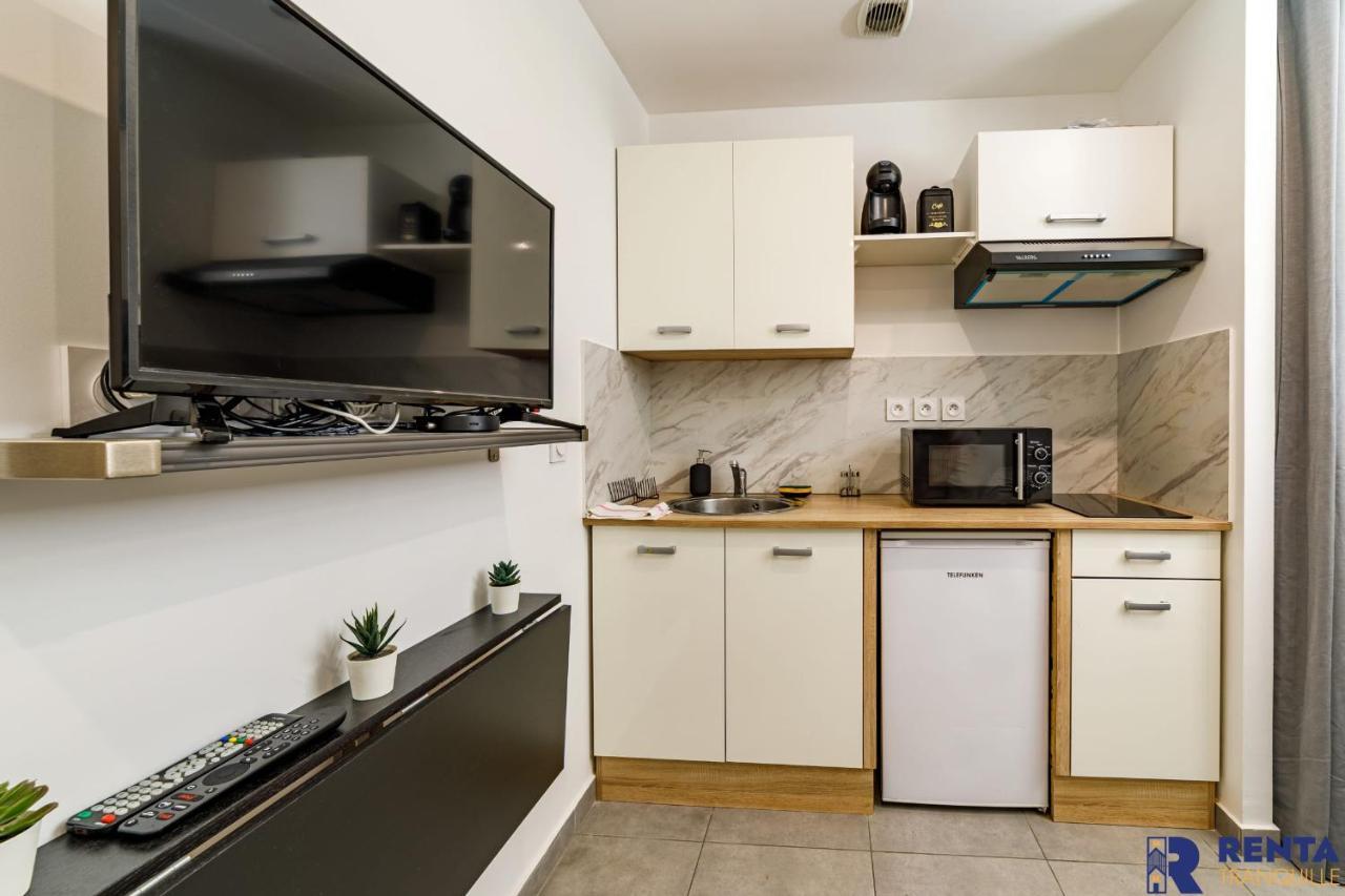 Le Vauban Wifi 2 Peoples Apartment นีซ ภายนอก รูปภาพ