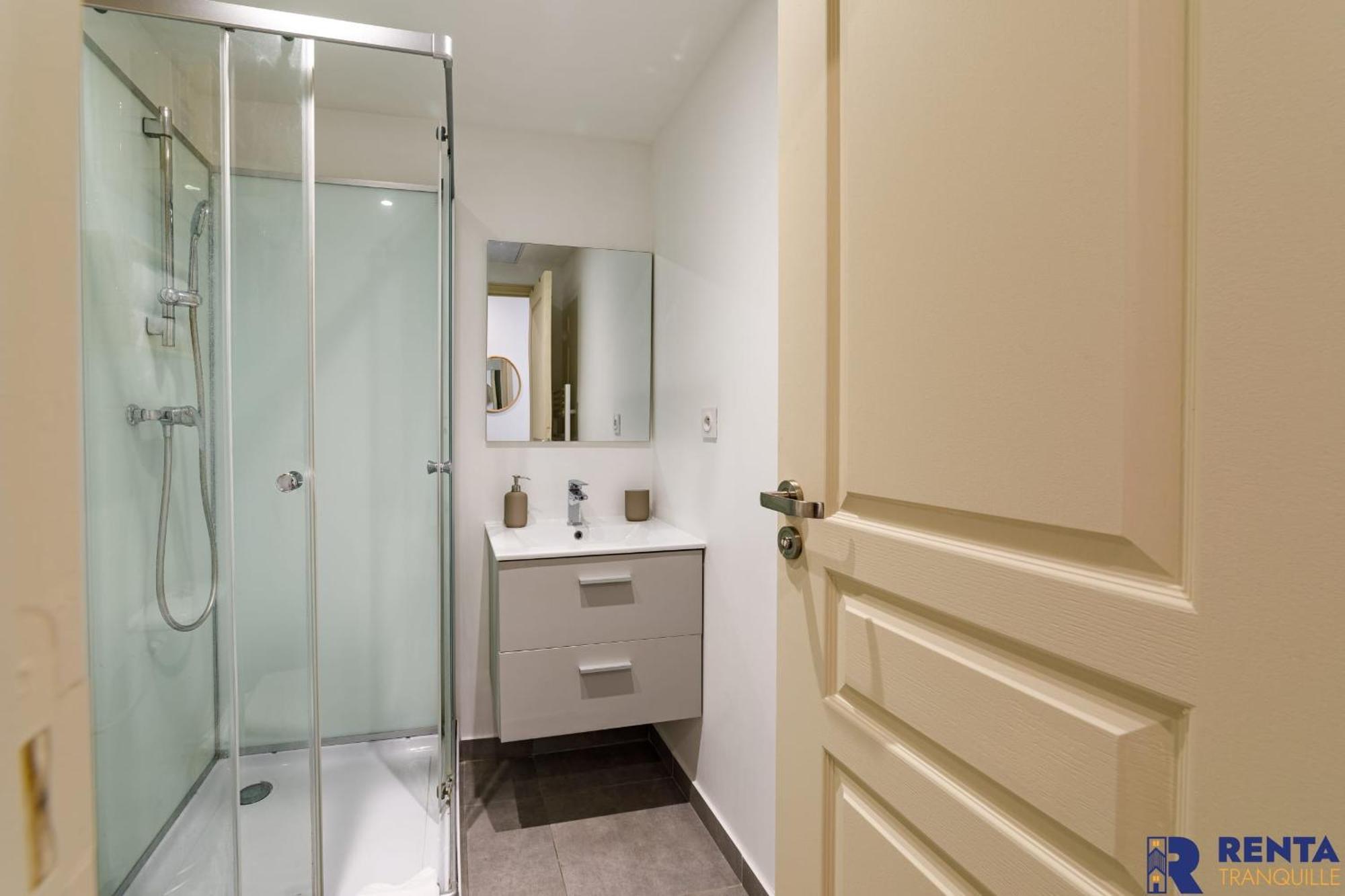 Le Vauban Wifi 2 Peoples Apartment นีซ ภายนอก รูปภาพ